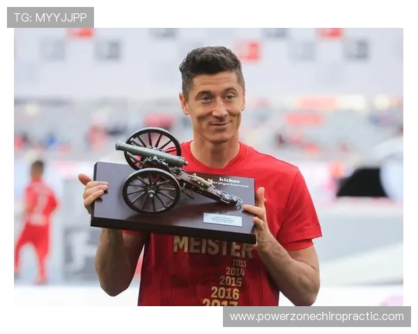 莱万多夫斯基成长轨迹解析：德甲历练如何塑造其终结能力