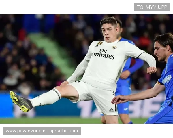 登贝莱与维尼修斯:节奏变化与终结能力对比分析 登贝莱与维尼修斯:节奏变化与终结能力对比分析