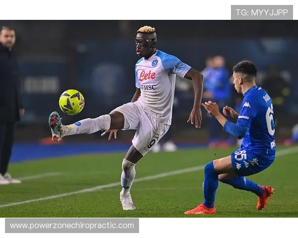 奥斯梅恩 vs 顶级中锋:争夺世界第一的路径分析