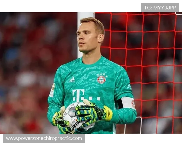 诺伊尔:从传统门将到“门卫”开创者的战术革命 诺伊尔:从传统门将到“门卫”开创者的战术革命